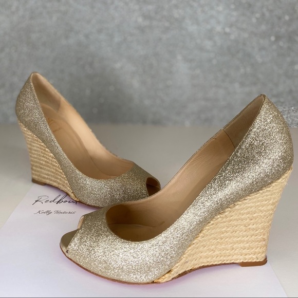 ❤️SOLD Christian Louboutin Gold Glitter Wedge - Picture 6 of 8